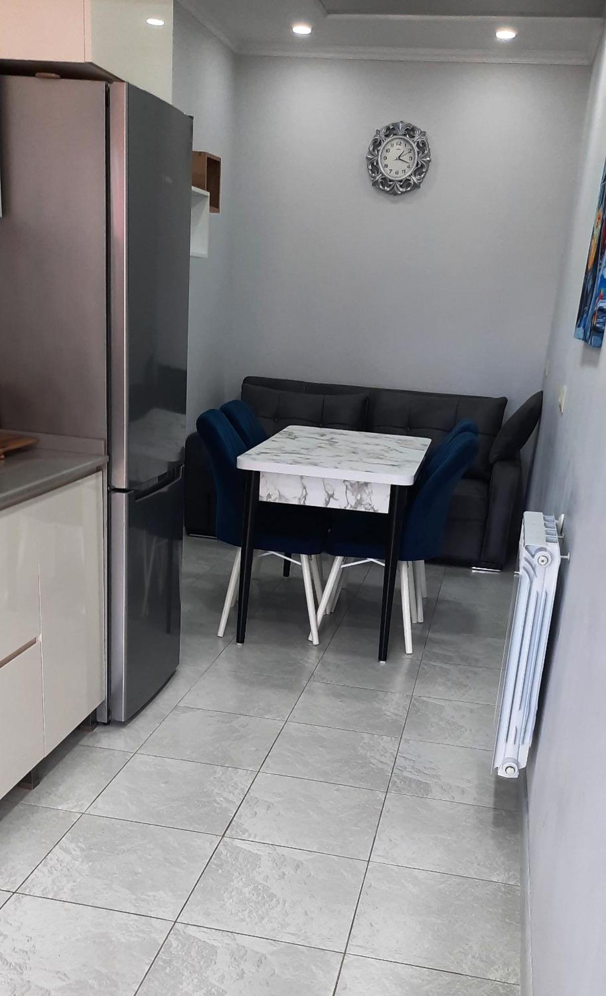 Apartment Desi With Sea View On The Beach In Batumi Ngoại thất bức ảnh